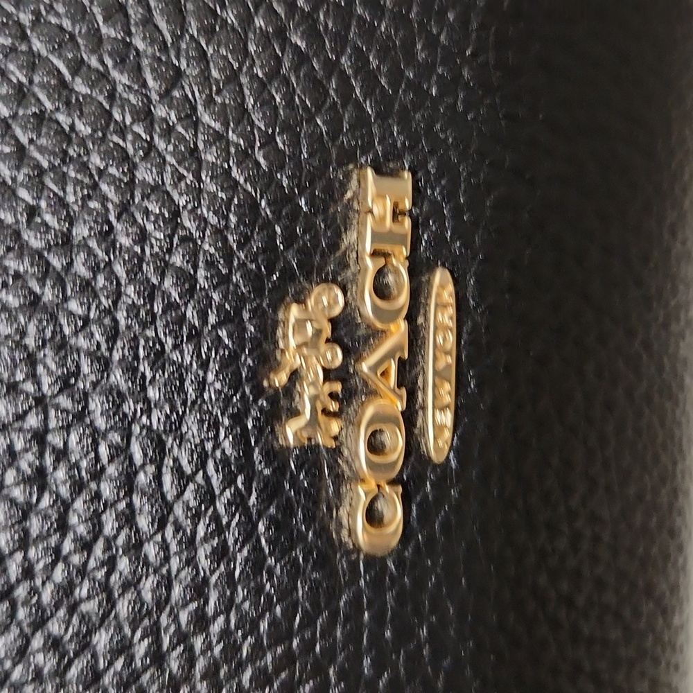 NWT Coach Pebbled Turnlock Chain Tote - Picture 5 of 10
